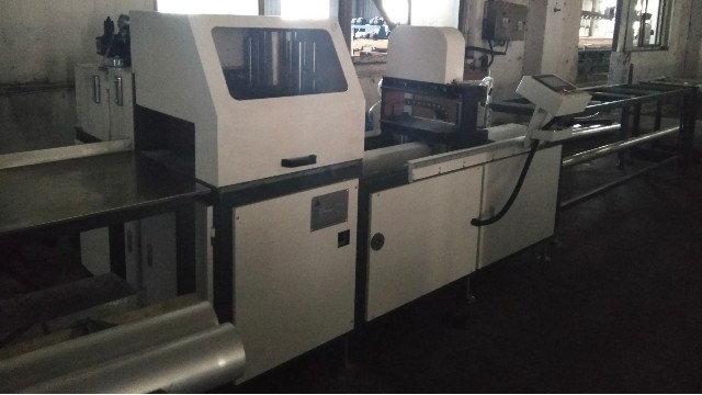 講解鋁圓管鋸切機(jī)組裝的第四步！