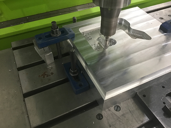 攪拌摩擦焊散熱器在水冷板上怎么應(yīng)用？-科鼎數(shù)控