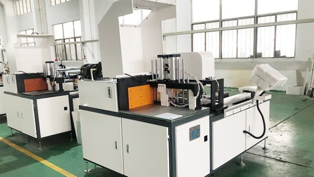 一臺(tái)專業(yè)的鋁型材自動(dòng)鋸床—你值得擁有！