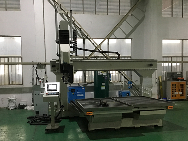 加工中心維修和保養(yǎng)的重要幾個(gè)點(diǎn)（1）