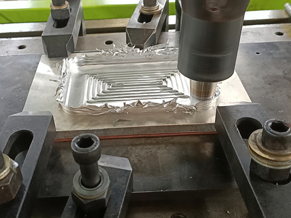 常用的10種焊接方式有哪些？摩擦焊設(shè)備-科鼎數(shù)控